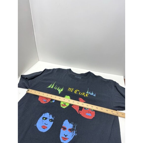 The Cure Robert Smith "In Between Days" T-Shirt 1980s Band Graphic Tee Music,GUC - Picture 4 of 7